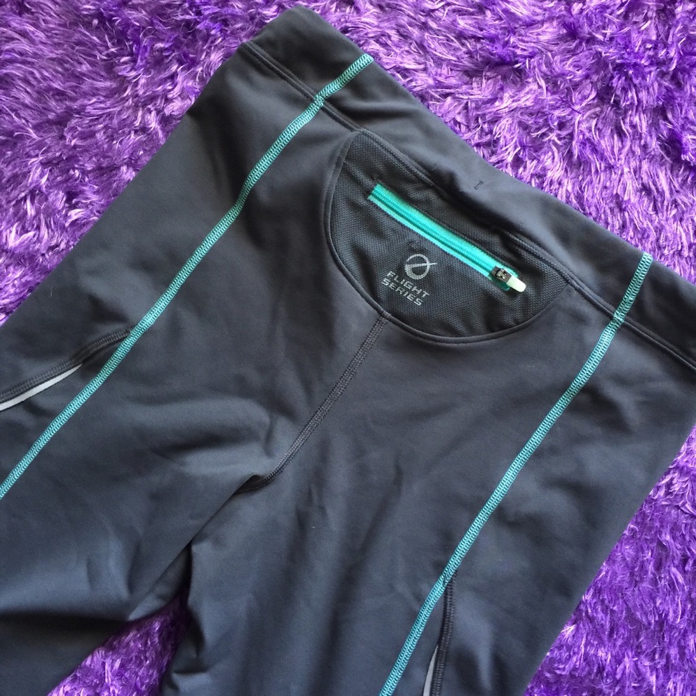 The North Face Flight Series capris leggings - Picture 6 of 9